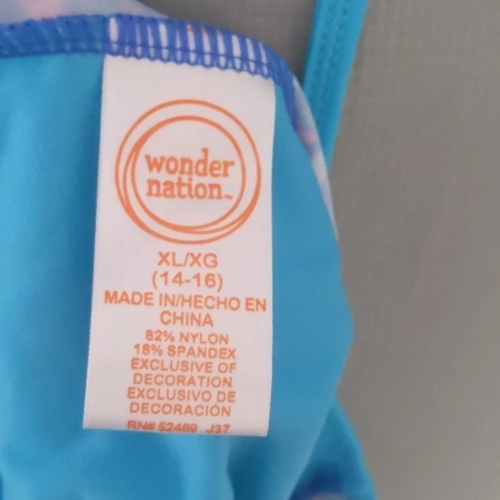 Girls bathing suit top. Size XL Wonder Nation